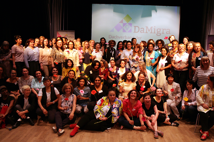Gruppenfoto der Teilnehmerinnen der DaMigra-Jahreskoferenz