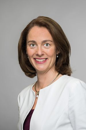 Porträtfoto von Dr. Katarina Barley