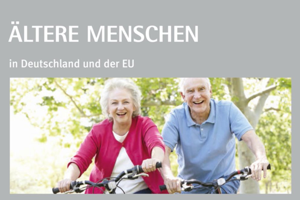 Coverbild der Broschüre mit Älteren Menschen beim Radfahren