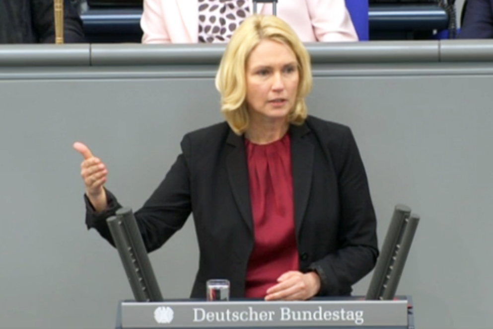 Manuela Schwesig spricht vor dem Deutschen Bundestag zum Prostituiertenschutzgesetz