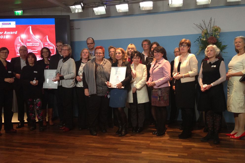 Elke Ferner bei der Verleihung des Gender Awards