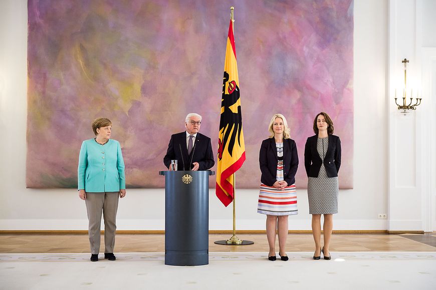 Dr. Angela Merkel, Frank-Walter Steinmeier, Manuela Schwesig und Dr. Katarina Barley