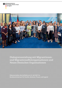 Cover der Broschüre "Dialogveranstaltung mit Migrantinnen- und Migrantenselbstorganisationen und Neuen Deutschen Organisationen"