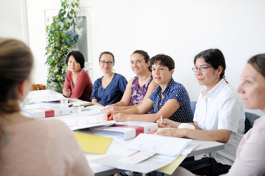 Die „Stark im Beruf“-Kontaktstellen begleiten Mütter mit Migrationshintergrund auf dem Weg in den Arbeitsmarkt