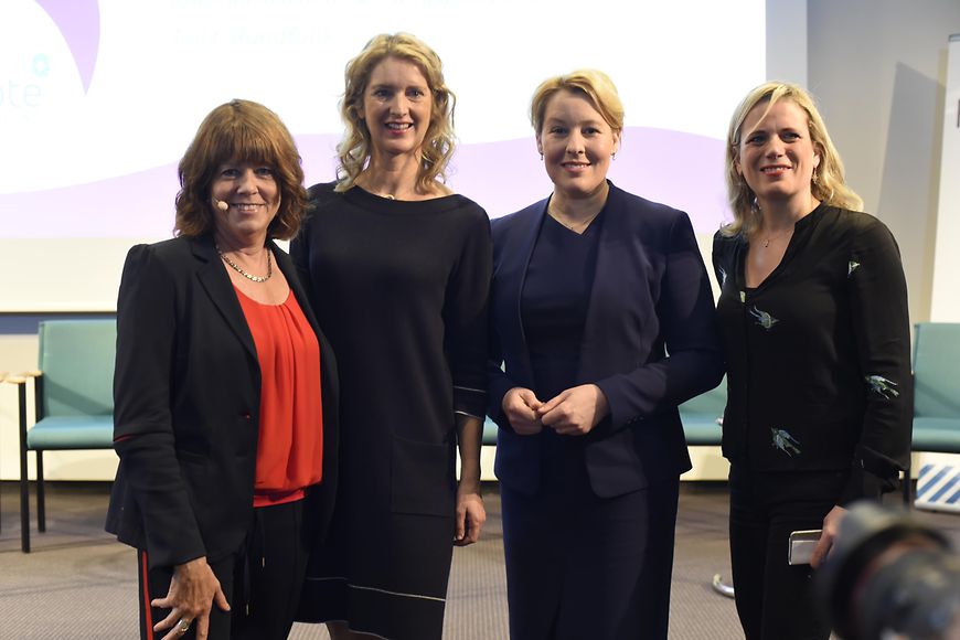 Dr. Franziska Giffey mit Sabine Stamer, Edith Heitkämper und Maren Weber