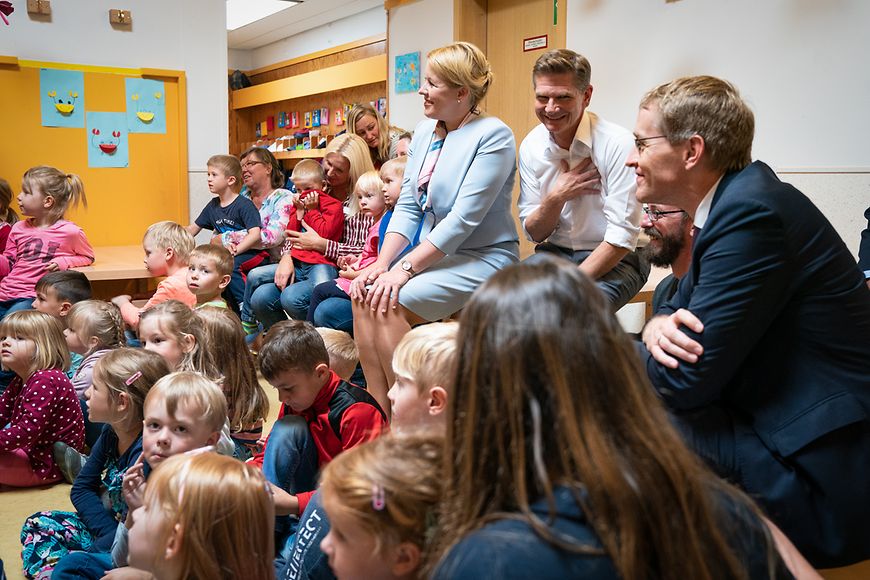 Familienministerin Dr. Franziska Giffey in einer Kita in Schleswig-Holstein