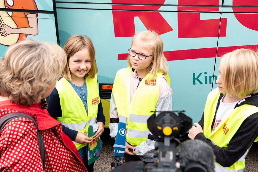 Tag der offenen Tür, Kinderrechte-Bus