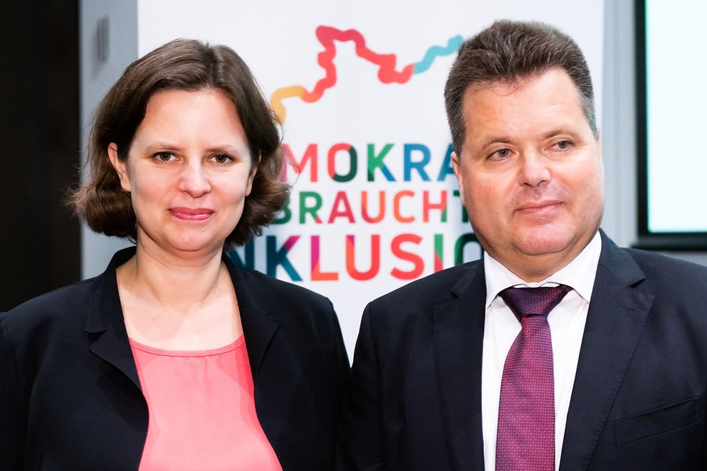 Juliane Seifert mit Jürgen Dusel, Beauftragter der Bundesregierung für die Belange von Menschen mit BehinderungenNeuer Inhalt
