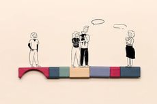 Illustration von Eltern und einer Frau mit Kleinkindern