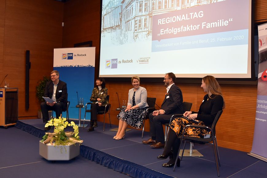 Eine Podiumsdiskussion.