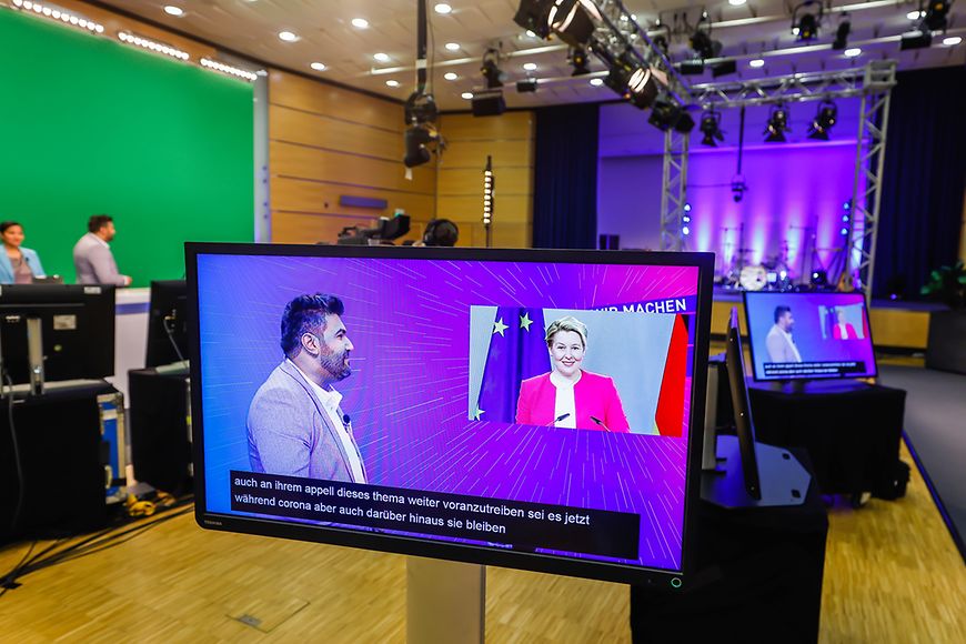 Bundesjugendministerin Franziska Giffey eröffnet online den 17. Deutschen Kinder- und Jugendhilfetag