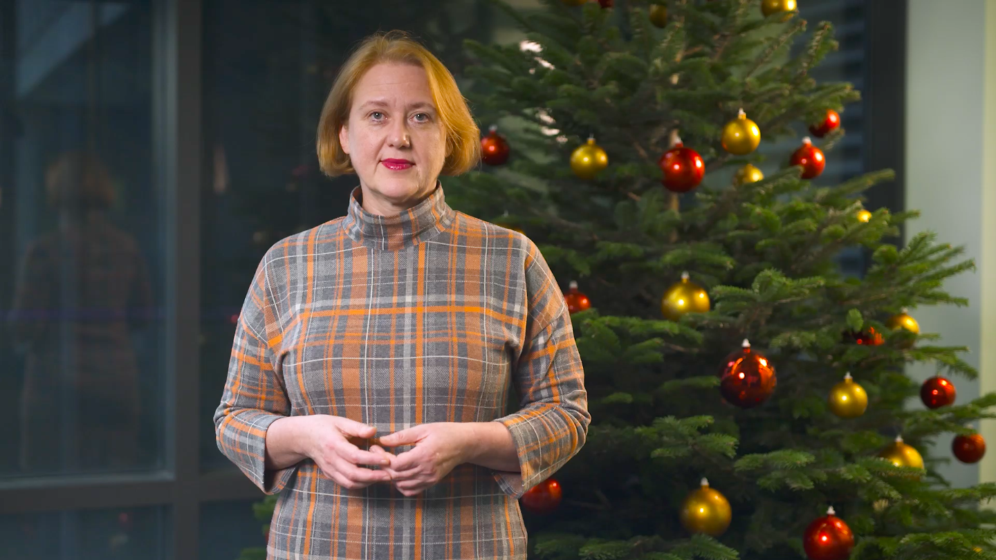 Bundesfamilienministerin Lisa Paus wünscht frohe Weihnachten