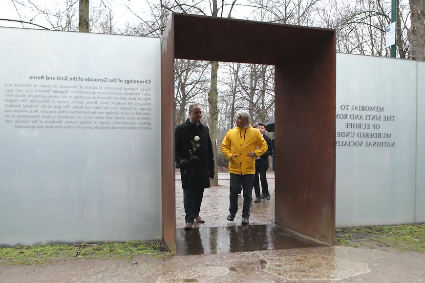 Mehmet Daimagüler und Douglas Emhoff