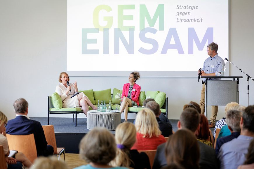 Lisa Paus beim Townhall-Gespräch in der Goethe-Universität Frankfurt