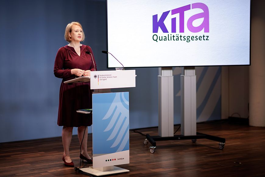 Lisa Paus am Rednerpult