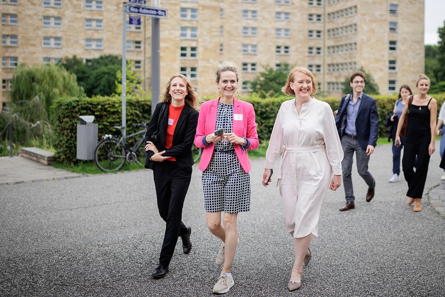 Lisa Paus auf dem Campus Westend der Goethe-Universität Frankfurt