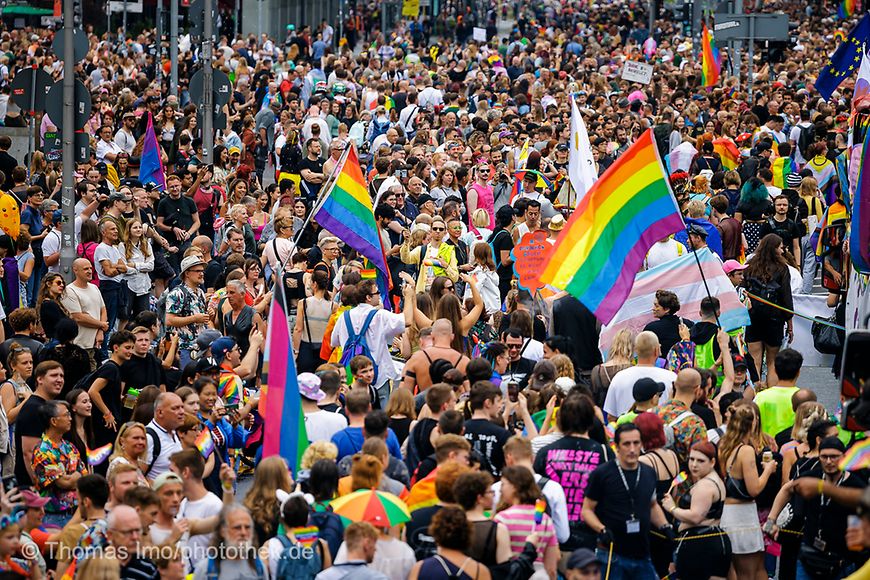 Das Bundesfamilienministerium auf dem Christopher Street Day