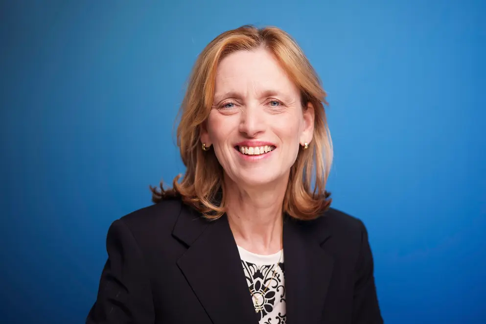 Porträt Bundesfamilienministerin Karin Prien