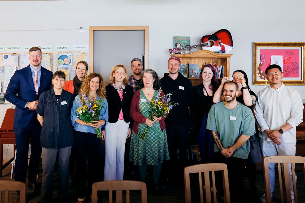 Gruppenbild mit Karin Prien