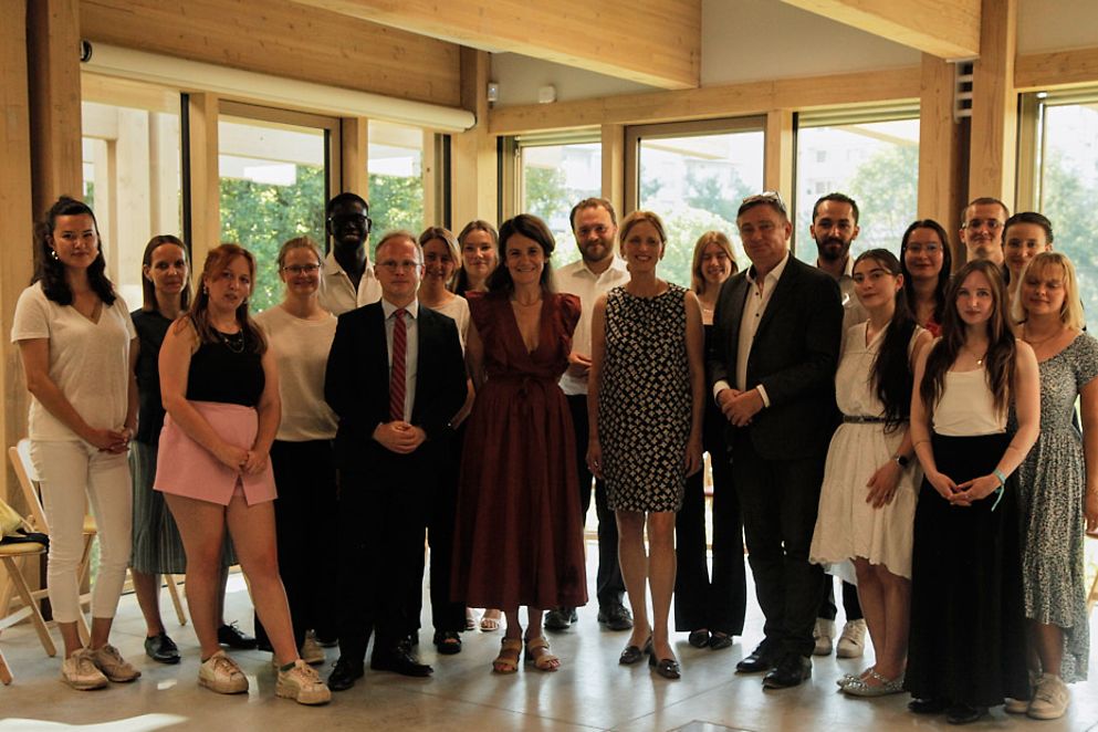 Gruppenfoto mit Karin Prien