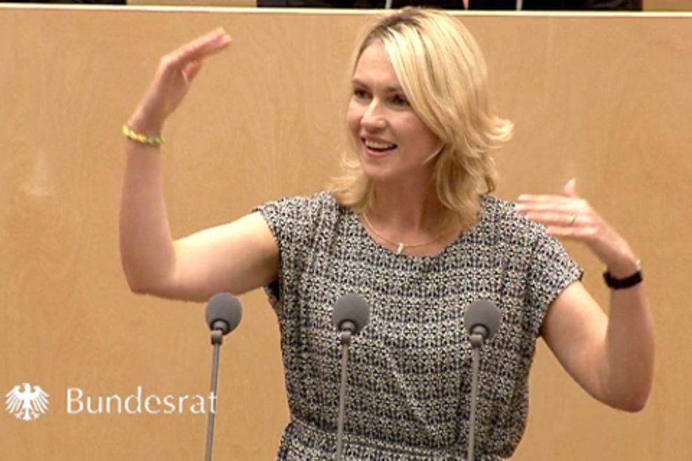 Manuela Schwesig hält eine Rede im Bundesrat