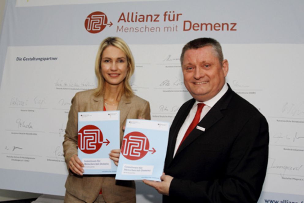 Manuela Schwesig und Hermann Gröhe. Bildnachweis: BAFzA
