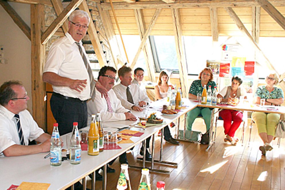 Dr. Hermann Kues zu Gast im MGH Haiterbach. Bildnachweis: Büro MdB Fuchtel