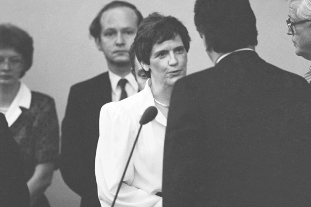 Rita Süssmuth bei ihrer Vereidigung 1985 zur Bundesministerin Familie, Jugend und Gesundheit