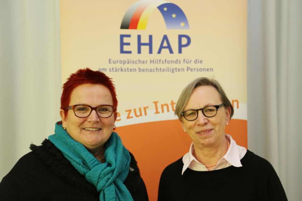 Die Parlamentarischen Staatssekretärinnen Elke Ferner und Gabriele Lösekrug-Möller (von links)
