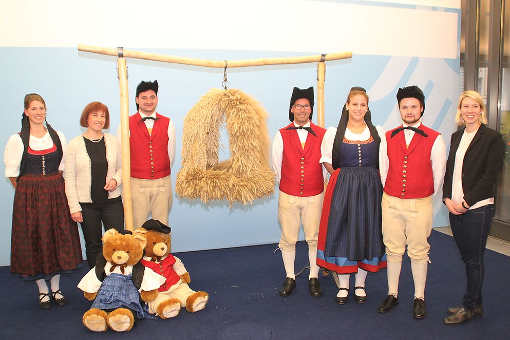 Caren Marks mit der Landjugend aus Schwäbisch Hall und der BDL-Bundesvorsitzenden Kathrin Funk