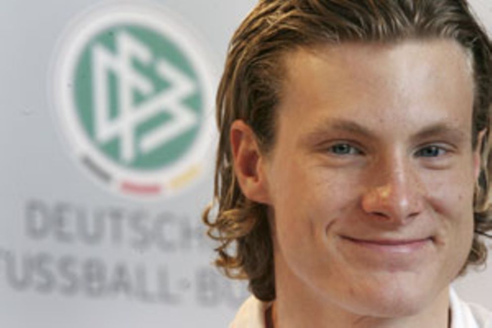 Foto von Marcell Jansen, Mitglied der Deutschen Fußball-Nationalmannschaft