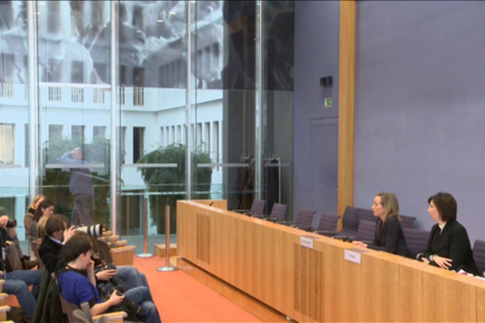 Kristina Schröder bei einer Pressekonferenz