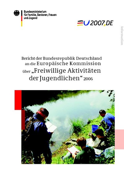Foto: Deckblatt der Publikation "Freiwillige Aktivitäten der Jugendlichen"