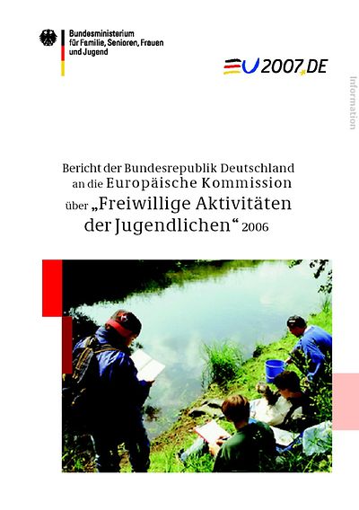Foto: Deckblatt der Publikation "Freiwillige Aktivitäten der Jugendlichen"