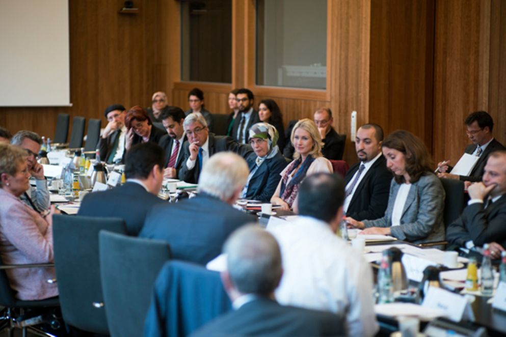 Manuela Schwesig beim Lenkungsausschuss der Deutschen Islam Konferenz