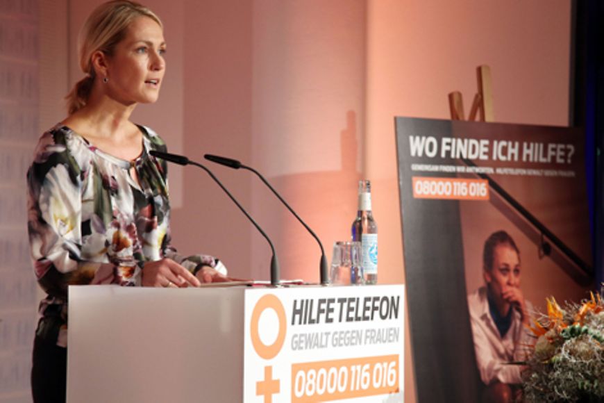 Manuela Schwesig hält eine Rede