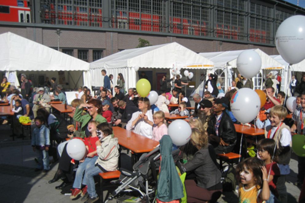 BMFSFJ - Ein Fest für die ganze Familie